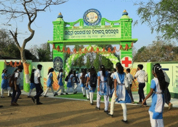 ଖରା ଛୁଟିରେ ଛାତ୍ରଛାତ୍ରୀ କରିବେ ହଲିଡେ’ ହୋମ୍‌ୱାର୍କ, ରୋଷ୍ଟର୍‌ ଡ୍ୟୁଟିରେ ଶିକ୍ଷକ