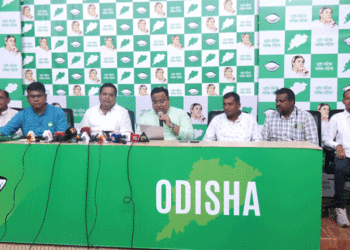 ବିଜେଡିରେ ସାମିଲ ହେଲେ ରବୀନ୍ଦ୍ର କୁମାର ପାଟଯୋଶୀ