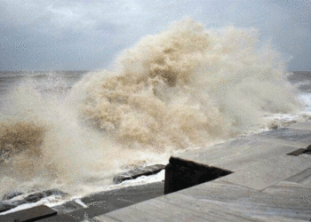 ରବିବାର ପଶ୍ଚିମବଙ୍ଗରେ ସ୍ଥଳଭାଗ ଛୁଇଁବ ସାମୁଦ୍ରିକ ଝଡ଼ ରେମାଲ