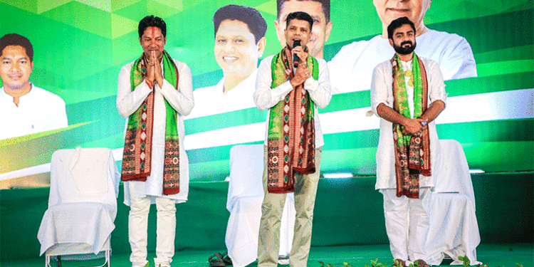 ପାଲଲହଡ଼ାରେ କାର୍ତ୍ତିକ ପାଣ୍ଡିଆନଙ୍କ ନିର୍ବାଚନୀ ପ୍ରଚାର