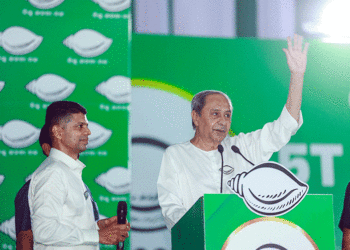 ଦୁଇ ଲୋକସଭା କ୍ଷେତ୍ରର ୪ ବିଧାନସଭା ମଣ୍ଡଳୀରେ ନବୀନଙ୍କ ଦମଦାର ପ୍ରଚାର: କମ କହି ଲୋକଙ୍କ ମନ ଜିଣିଲେ