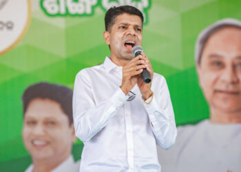 ବିଜେପି ସରକାରକୁ ୪ ଗ୍ୟାରେଣ୍ଟି ମାଗିଲେ ଫାଇଭ-ଟି ଅଧ୍ୟକ୍ଷ କାର୍ତ୍ତିକ ପାଣ୍ଡିଆନ