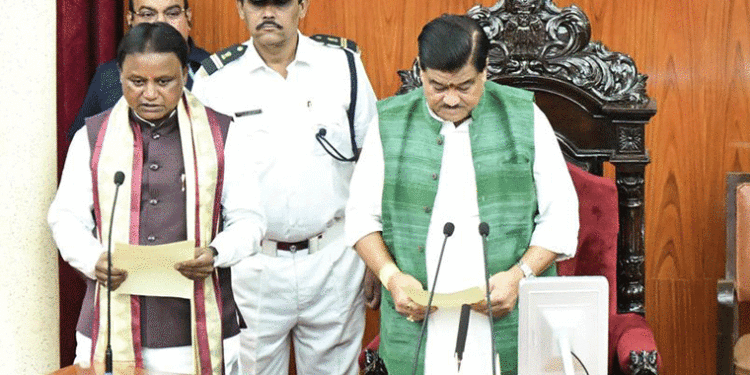 ୨୪ ବର୍ଷ ପରେ ବିରୋଧୀ ଦଳ ସିଟ୍ରେ ନବୀନ