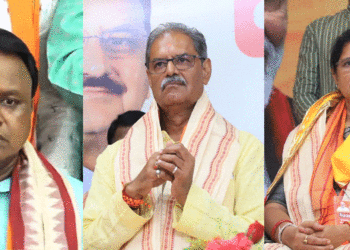 ଦୁଇ ଉପମୁଖ୍ୟମନ୍ତ୍ରୀଙ୍କ ସହ ନୂଆଦିଲ୍ଲୀ ଗସ୍ତରେ ମୁଖ୍ୟମନ୍ତ୍ରୀ