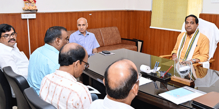 ରାଜ୍ୟର ସବୁ ବ୍ଲକରେ ଶୀତଳ ଭଣ୍ଡାର ପ୍ରତିଷ୍ଠା ହେବ: ଖାଦ୍ୟ ଯୋଗାଣ ଓ ଖାଉଟି କଲ୍ୟାଣ ମନ୍ତ୍ରୀ କୃଷ୍ଣଚନ୍ଦ୍ର ପାତ୍ର