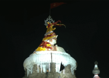 ଲାଗିଲା ଲାଇଟ୍‌, ଆଲୋକମାଳାରେ ପୁଣି ଝଲସିଲା ଶ୍ରୀମନ୍ଦିର