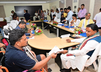 ଲୋକଙ୍କ ସମସ୍ୟା ଶୁଣିଲେ ଲୋକଙ୍କ ସରକାର