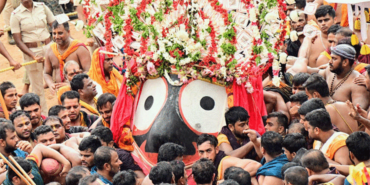 ସିଂହଦ୍ବାରରେ ପହଞ୍ଚିଲେ ୩ ରଥ