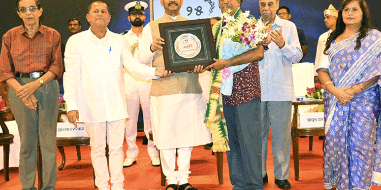 କାଦମ୍ବିନୀର ରୌପ୍ୟ ଜୟନ୍ତୀ: ଓଡ଼ିଆ ଭାଷାର ଏକ ସମୃଦ୍ଧ ଇତିହାସ ରହିଛି: ରାଜ୍ୟପାଳ