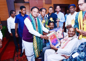 କେନ୍ଦୁଝର ଗସ୍ତର ଦ୍ୱିତୀୟ ଦିନରେ ମୁଖ୍ୟମନ୍ତ୍ରୀ