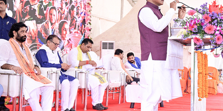 ବଡ଼ଚଣା ମାଟିରୁ ପୂର୍ବ ସରକାରଙ୍କୁ ସମା‌ଲୋଚନା କଲେ ମୁଖ୍ୟମନ୍ତ୍ରୀ