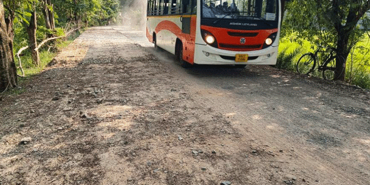 ଧାମନଗର-ଦୋବଲ-ସଣ୍ଡପୁର ପୂର୍ତ ବିଭାଗ ରାସ୍ତା କାର୍ଯ୍ୟ ଅଧାରୁ ବନ୍ଦ