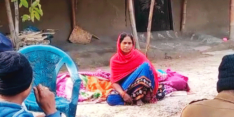 ପ୍ରେମିକ ଘର ଆଗରେ ପ୍ରେମିକାର ମୃତ ଦେହ ଧରି ପରିବାର ଲୋକଙ୍କ ଧାରଣା
