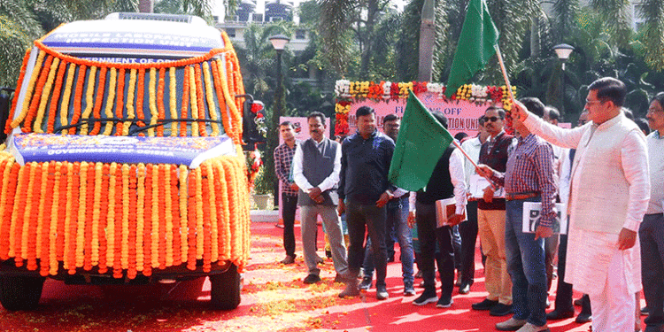 ବୃହତ ନିର୍ମାଣ ପ୍ରକଳ୍ପର ଅଗ୍ରଗତି ନେଇ ମନ୍ତ୍ରୀ ପୃଥ୍ୱୀରାଜ ହରିଚନ୍ଦନଙ୍କ ସମୀକ୍ଷା