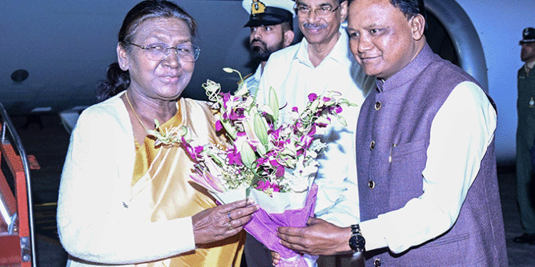 ଭୁବନେଶ୍ୱରରେ ରାଷ୍ଟ୍ରପତି ଦ୍ରୌପଦୀ ମୁର୍ମୁ