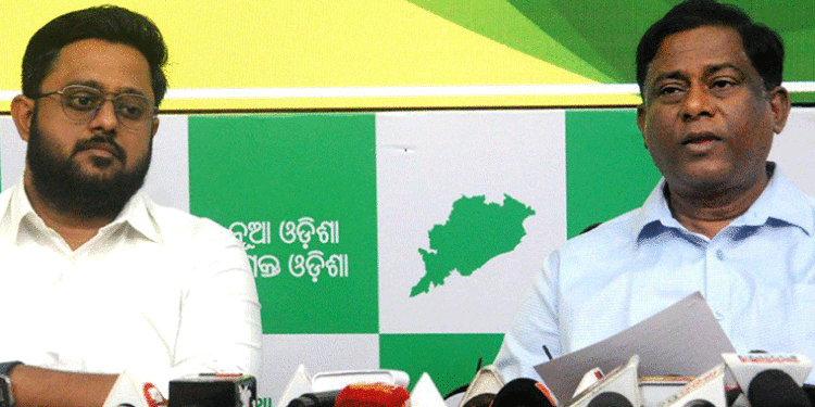 ପାଞ୍ଚଟି ନଦୀର ଜଳ ପ୍ରଦୂଷିତ ହେବା ସହିତ ଚିଲିକା ମଧ୍ୟ ପ୍ରଭାବିତ: ବିଜେଡି