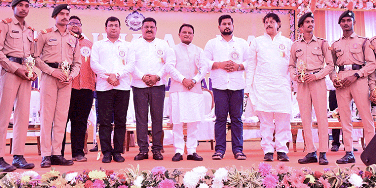 ପୁରୀ ସୁରଜମଲ ସାହା ମହାବିଦ୍ୟାଳୟର ୪୫ ତମ ବାର୍ଷିକ ଉତ୍ସବରେ ଯୋଗଦାନ କଲେ ମୁଖ୍ୟମନ୍ତ୍ରୀ