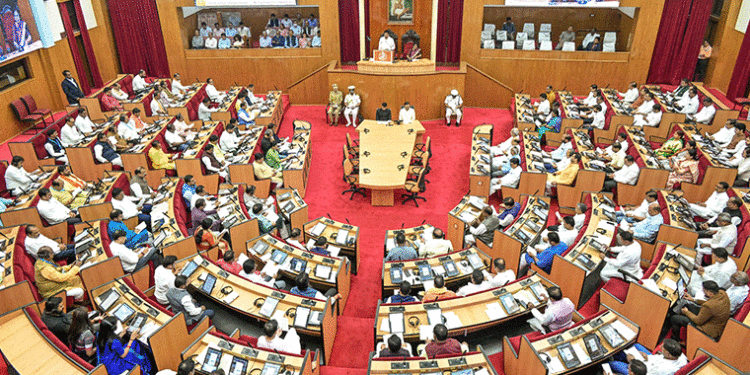 ଓଡ଼ିଆ ଅସ୍ମିତାକୁ ପୁନର୍ଜୀବିତ କରିବା ଦିଗରେ ରାଜ୍ୟ ସରକାର କାମ କରୁଛନ୍ତି: ରାଜ୍ୟପାଳ