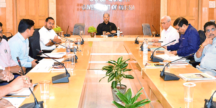 ବଲାଙ୍ଗୀର ଜିଲ୍ଲାର ଜଳସେଚନ ପ୍ରକଳ୍ପର ସମୀକ୍ଷା କଲେ ଉପମୁଖ୍ୟମନ୍ତ୍ରୀ ଶ୍ରୀ ସିଂହଦେଓ