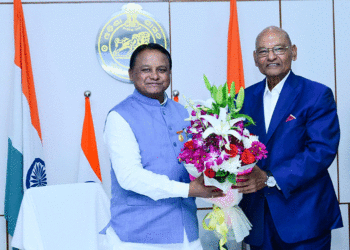 ମୁଖ୍ୟମନ୍ତ୍ରୀଙ୍କୁ ଭେଟିଲେ ବେଦାନ୍ତ ଗ୍ରୁପ ଅଧ୍ୟକ୍ଷ