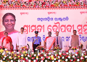 କଣ୍ଟିଲୋ ନୀଳମାଧବଙ୍କ ଦର୍ଶନ କଲେ ମହାମହିମ