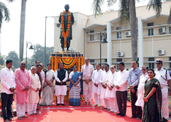 ବିଶ୍ୱ ରାଜନୈତିକ ଇତିହାସରେ ବିଜୁ ବାବୁଙ୍କ ଭଳି ବ୍ୟକ୍ତିତ୍ୱ ବିରଳ: ମୁଖ୍ୟମନ୍ତ୍ରୀ