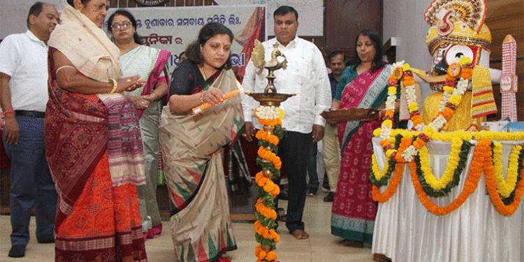 ବୁଣାକାରଙ୍କ ବିକାଶ ପାଇଁ ବୟନିକା ସମର୍ପିତ:ଗୁହା ପୁନମ