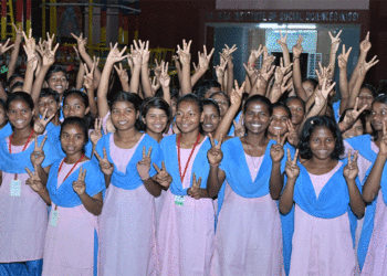 ମାଟ୍ରିକ୍ ପରୀକ୍ଷା ଫଳ ପ୍ରକାଶିତ:ଲଗାତାର ୧୮ବର୍ଷ ଧରି କିସ୍‌ର ଶତ ପ୍ରତିଶତ ସଫଳତା