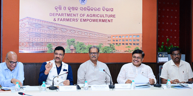 ଓୟୁଏଟିରେ ନିର୍ମାଣଧୀନ କାର୍ଯ୍ୟର ସମୀକ୍ଷା କଲେ ଉପମୁଖ୍ୟମନ୍ତ୍ରୀ