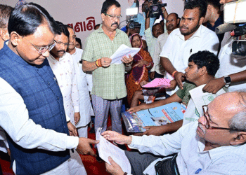 ‘ଲୋକଙ୍କ ସରକାର’ ଲୋକଙ୍କ ସୁଖଦୁଃଖରେ ସବୁବେଳେ ଅଛନ୍ତି