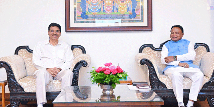 ରାଜ୍ୟପାଳଙ୍କୁ ଭେଟିଲେ ମୁଖ୍ୟମନ୍ତ୍ରୀ