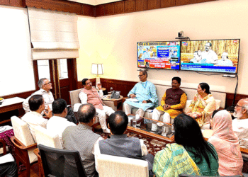 କେନ୍ଦ୍ର ମନ୍ତ୍ରୀ ପ୍ରହଲ୍ଲାଦ ଯୋଶୀଙ୍କୁ ସାକ୍ଷାତ କଲେ ଉପମୁଖ୍ୟମନ୍ତ୍ରୀ ସିଂହଦେଓ