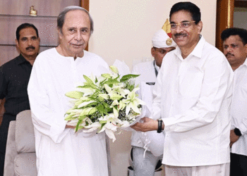 ନବୀନ ନିବାସରେ ରାଜ୍ୟପାଳ: ସ୍ଵାସ୍ଥ୍ୟାବସ୍ଥା ପଚାରି ବୁଝିଲେ