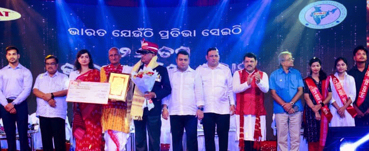 ଭାରତ ମସଲାର ୨୬ତମ ପ୍ରତିଷ୍ଠା ଉତ୍ସବ: ‘ଦାନ ଓ ଦାତାପଣିଆ ଭାରତ ମସଲାକୁ ବ୍ରାଣ୍ଡନେମ୍ ଦେଇଛି’