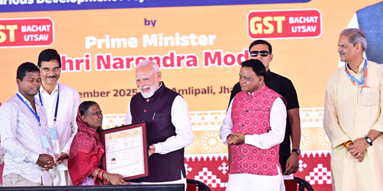 ସଞ୍ଚୟ ମହୋତ୍ସବ ମା’ ଏବଂ ଭଉଣୀମାନଙ୍କ ପାଇଁ ସର୍ବୋତ୍ତମ: ମୋଦୀ