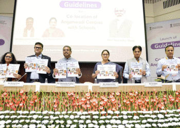 ସ୍କୁଲ୍‌ ସହ ଯୋଡ଼ି ହେବ ଅଙ୍ଗନବାଡି କେନ୍ଦ୍ର, ଗାଇଡ୍‌ଲାଇନ୍‌ର ଶୁଭାରମ୍ଭ କଲେ କେନ୍ଦ୍ରମନ୍ତ୍ରୀ