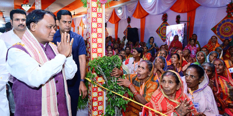 ପୁରୀରେ ମୁଖ୍ୟମନ୍ତ୍ରୀଙ୍କ ମାରାଥନ କାର୍ଯ୍ୟକ୍ରମ: ଶ୍ରୀକ୍ଷେତ୍ରରେ ହବିଷ୍ୟାଳି କାର୍ତ୍ତିକ ବ୍ରତ ୨୦୨୫ର କଲେ ଶୁଭାରମ୍ଭ