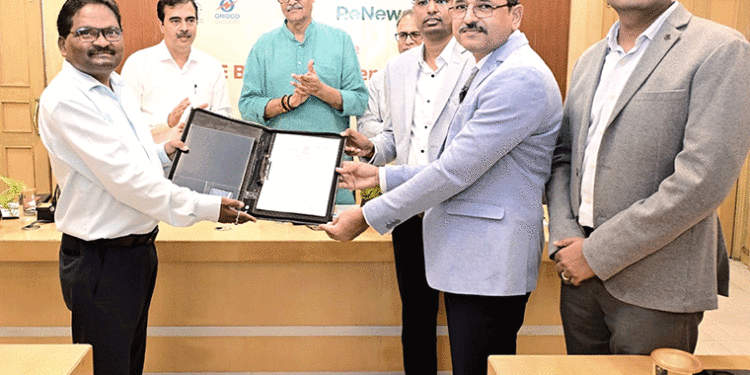 ଗ୍ରୀଡକୋ ସହ ରିନ୍ୟୁ ଇ-ଫୁଏଲସ୍ ଏବଂ ଅଲଟ୍ରାଟେକ୍ ସିମେଣ୍ଟ୍ ରିନେବୁଲ ଏନର୍ଜି ବ୍ୟାଙ୍କିଂ ପାଇଁ ଚୁକ୍ତିନାମା ସ୍ୱାକ୍ଷରିତ