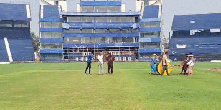 ବାରବାଟୀ ଭାରତ-ଦକ୍ଷିଣ ଆଫ୍ରିକା ଟି-୨୦ ମ୍ୟାଚ୍:୧ରୁ ଅନଲାଇନ, ୫ରୁ ଅଫଲାଇନରେ ଟିକେଟ ବିକ୍ରି