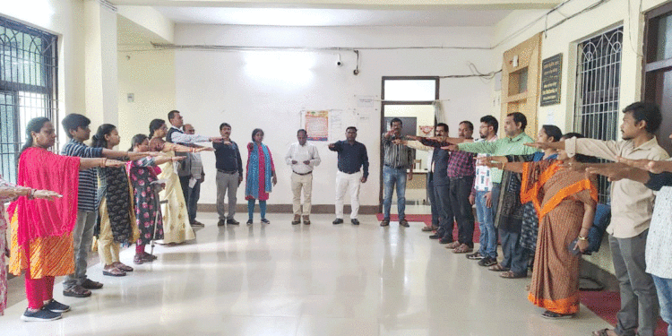 ଜିଲ୍ଲାସ୍ତରୀୟ ଧନ ସଂଗ୍ରହ କମିଟି ବୈଠକ ଅନୁଷ୍ଠିତ