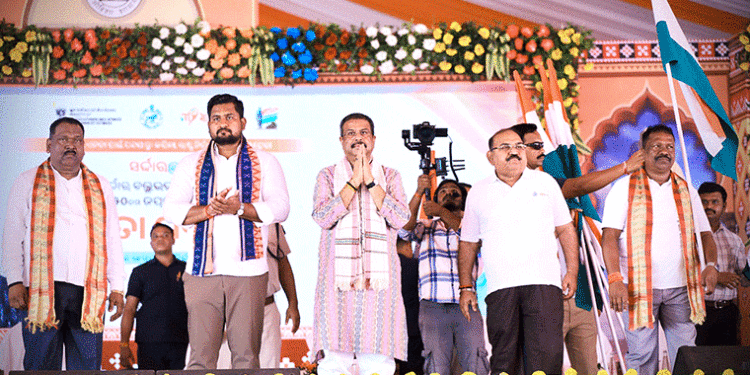 ସର୍ଦ୍ଦାର ବଲ୍ଲଭ ଭାଇ ପଟେଲଙ୍କ ଜୟନ୍ତୀ ଅବସରରେ ସମ୍ବଲପୁର ଓ ଯାଜପୁରରେ ବିଶାଳ ପଦଯାତ୍ରା