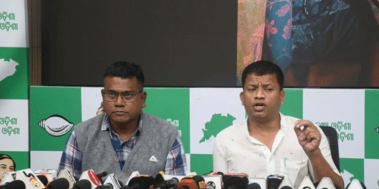 ଛାତ୍ର ଆହତ ଘଟଣା: ରାଜ୍ୟ ସରକାରଙ୍କ ଉପରେ ବର୍ଷିଲା ବିଜେଡି