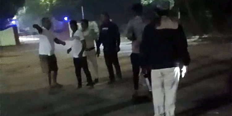 ସାଙ୍ଗକୁ ପୋଡିବା ଧମକ, ଦୁଇ ଅଭିଯୁକ୍ତ ଗିରଫ