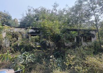 ବିଦ୍ୟାଳୟ କୋଠା ପାଲଟିଛି ଭୁତ କୋଠି: ଜିଲ୍ଲା ଶିକ୍ଷାଧିକାରୀଙ୍କ ତଦନ୍ତ ଆରମ୍ଭ