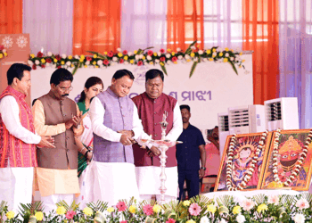 ୧୦୦ କୋଟିର ଟେକ୍ସଟାଇଲ୍ ପାର୍କ ପାଇଁ ଶିଳାନ୍ୟାସ କଲେ ମୁଖ୍ୟମନ୍ତ୍ରୀ