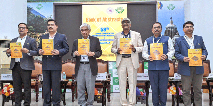 କିଟ୍‍ ରେ ଓଡ଼ିଶା ଅର୍ଥନୈତିକ ସଂଘର ୫୮ତମ ବାର୍ଷିକ ସମ୍ମିଳନୀ ଉଦ୍‍ଯାପିତ