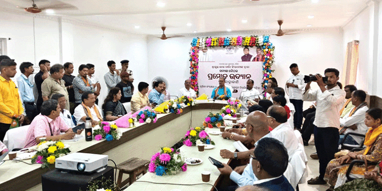 ଉପମୁଖ୍ୟମନ୍ତ୍ରୀଙ୍କ ଦିନିକିଆ କଟକ ଗସ୍ତ କାର୍ଯ୍ୟକ୍ରମ ସହ ସମୀକ୍ଷା ଓ ବିଭିନ୍ନ ପ୍ରକଳ୍ପର ଶୁଭ ଉଦ୍‌ଘାଟନ