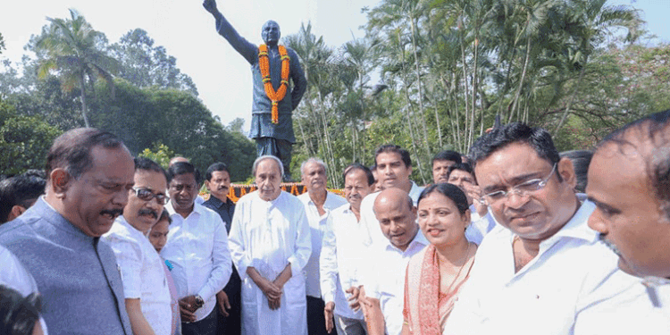 ଓଡ଼ିଶାର ଗୌରବମୟ ଅତୀତ ଓ ସମୃଦ୍ଧ ଭବିଷ୍ୟତ ମଧ୍ୟରେ ବିଜୁ ବାବୁ ଥିଲେ ସୁବର୍ଣ୍ଣ ସେତୁ : ନବୀନ ପଟ୍ଟନାୟକ