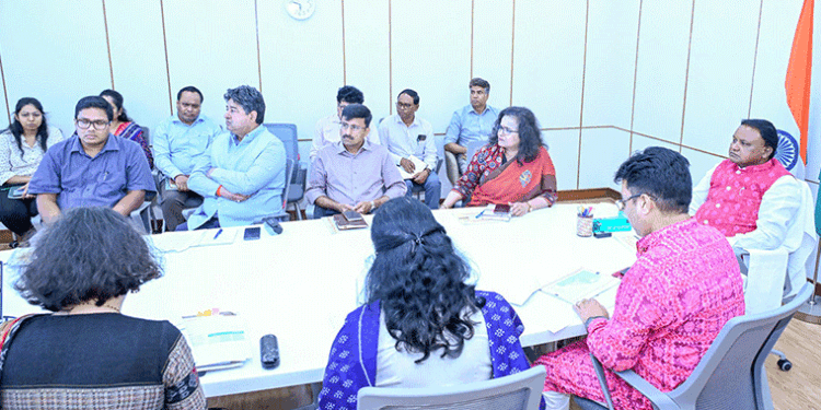 ମହାନଦୀ ରିଭର ଫ୍ରଣ୍ଟ ପ୍ରକଳ୍ପର ସମୀକ୍ଷା; ସମସ୍ତ ପ୍ରକ୍ରିୟା ଶେଷ କରି ତୁରନ୍ତ କାର୍ଯ୍ୟ ଆରମ୍ଭ କରିବାକୁ ମୁଖ୍ୟମନ୍ତ୍ରୀଙ୍କ ନିର୍ଦ୍ଦେଶ