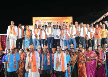 ମନ୍ତ୍ରୀ ସମ୍ପଦ ସ୍ୱାଇଁଙ୍କ ଉପସ୍ଥିତିରେ ପାରାଦ୍ୱୀପ ବିଜେପିର ମହା ମିଶ୍ରଣ ପର୍ବ